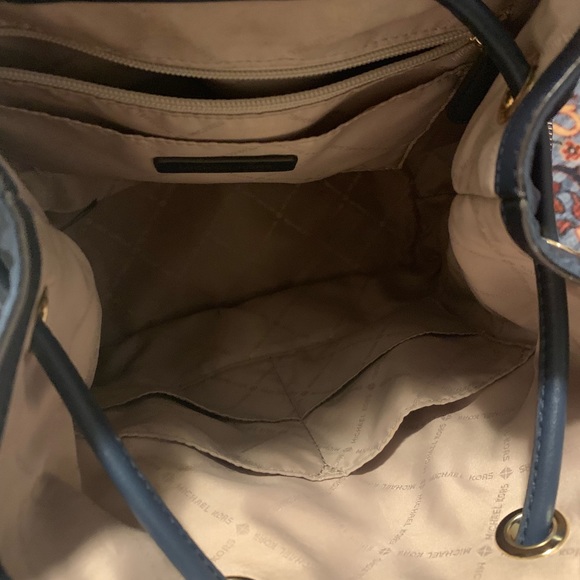 michael kors back pack